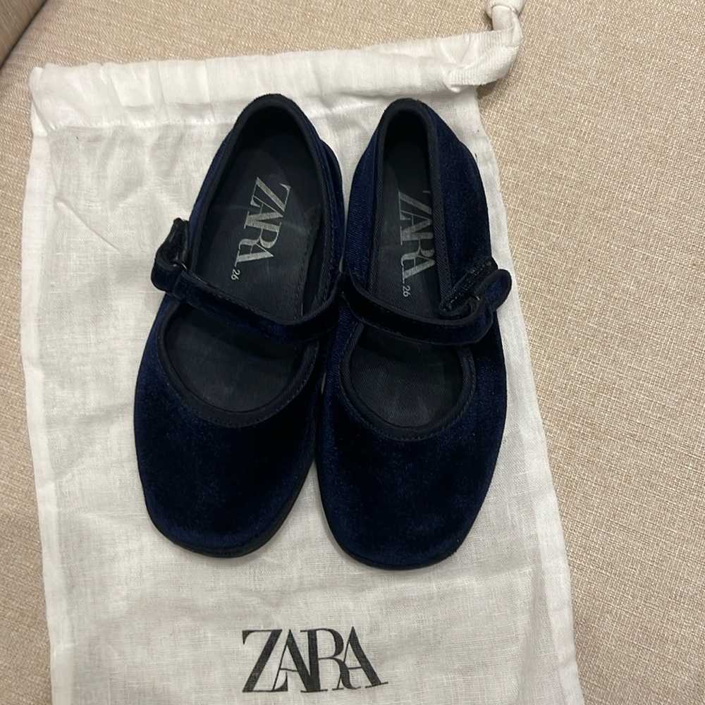 Zara Girl’s  Blue Velvet Mary Jane’s